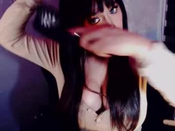 hotsexyhugetrans webcam model stream image