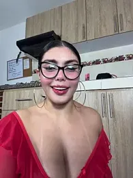 zui_lu webcam stripchat model stream image