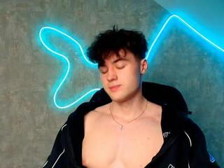 Nikk Carville webcam model stream image