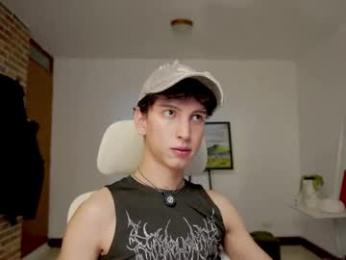 boream_ webcam model stream image