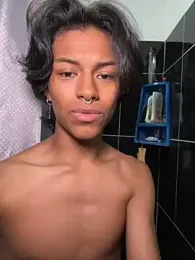 dreyk20 webcam model stream image