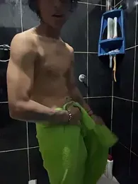 dreyk20 webcam stripchat model stream image