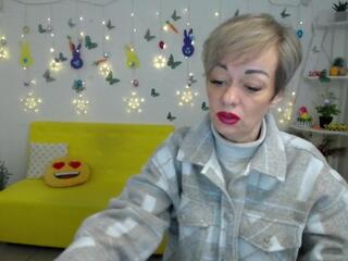 Nika Mayu webcam model stream image