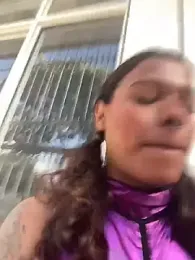 cam11_07 webcam model stream image