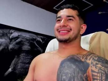 king_falconer webcam model stream image