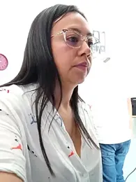 Violeta-Stationery_7 webcam model stream image