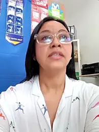 Violeta-Stationery_7 webcam model stream image