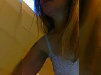 Dark-Angel-22 webcam bongacams model stream image