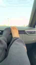 stormchloe_ webcam model stream image