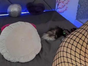 CassieEvans webcam bongacams model stream image