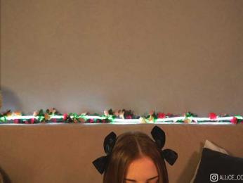 AliceCost webcam model stream image