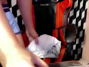 petitehugecockxnxxx webcam chaturbate model stream image