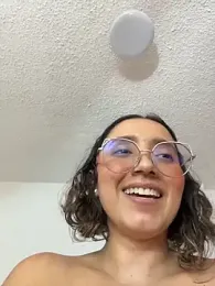 Kay_LustyWife webcam model stream image