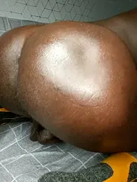 leonluxe webcam model stream image