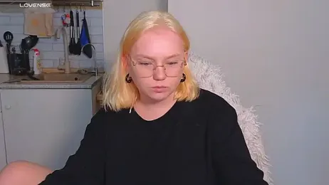 soft_focus webcam model stream image