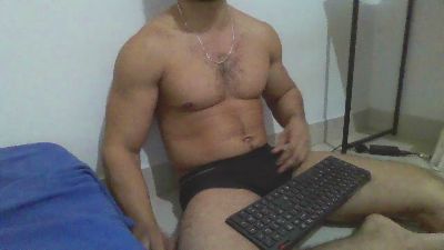 MorenoCarente webcam model stream image