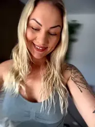 NastyMilf_ webcam model stream image