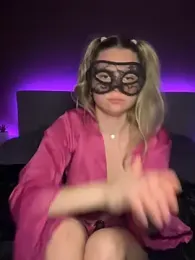 Cherrycolada webcam model stream image
