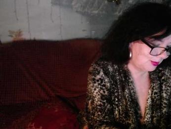 Lori20 webcam model stream image