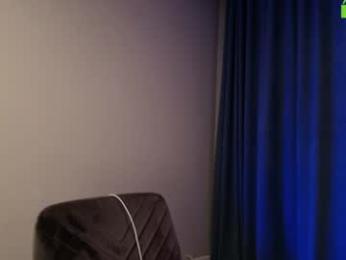 hollyextra webcam chaturbate model stream image