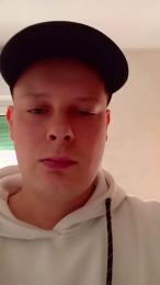 Ryanyuri999hot webcam cam4 model stream image