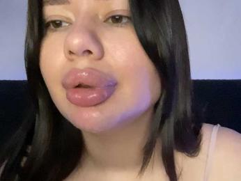 VikaSpace webcam bongacams model stream image