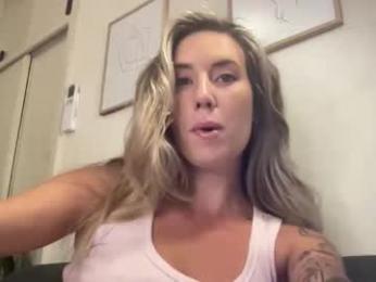 taylorslittlekingdom webcam model stream image