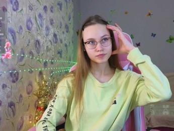 Armura webcam bongacams model stream image