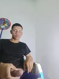 curious_straight_guy webcam stripchat model stream image