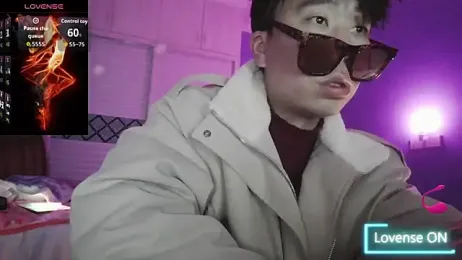 shuai321 webcam model stream image