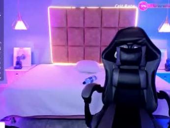 alejootwink webcam model stream image