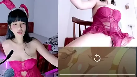 Coffee-Wet webcam model stream image