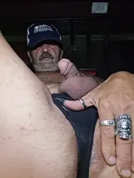 Hotbodyscottie webcam model stream image