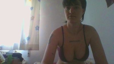 Missnaughty33 webcam model stream image