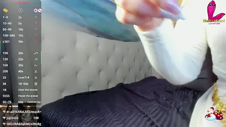 PixieLand webcam model stream image