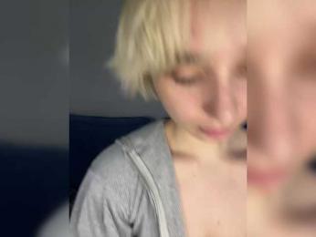 SativochkaMommy webcam model stream image