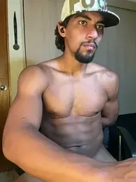 Puck_goodfellow webcam stripchat model stream image