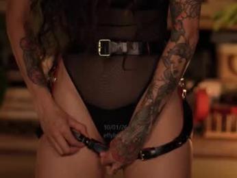 effylowell_ webcam model stream image