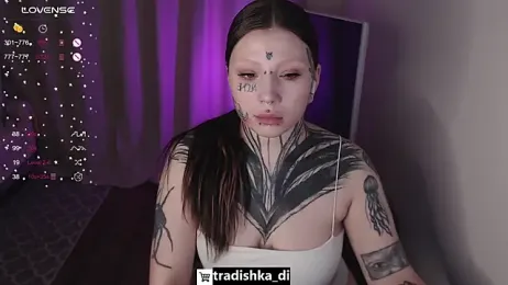 tradishka webcam model stream image