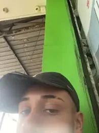 UnaskedRabbi webcam model stream image