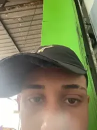 UnaskedRabbi webcam model stream image