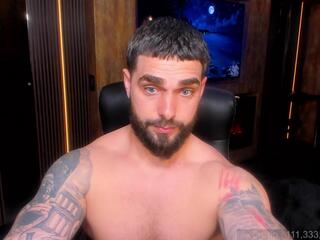 Carlosz Azizz webcam model stream image