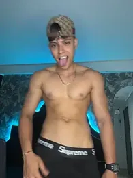 DilanMiller_ webcam model stream image