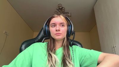 MeaganYorton webcam model stream image