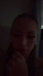 Lolasiat webcam model stream image