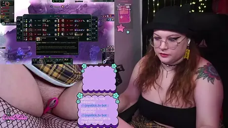 evamila webcam model stream image