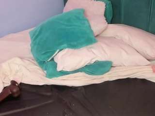 ninna-curly webcam camsoda model stream image