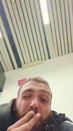 lLovePussy01 webcam model stream image