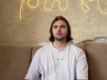 eva_calvin webcam chaturbate model stream image