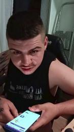 Youngkinkibear webcam model stream image
